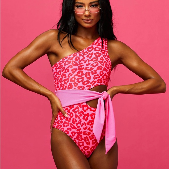 Beach Riot Pink Leopard One-Piece Swimsuit - Picture 3 of 5